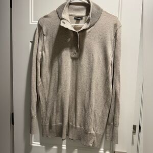 Women’s Eddie Bauer Beige Sweater